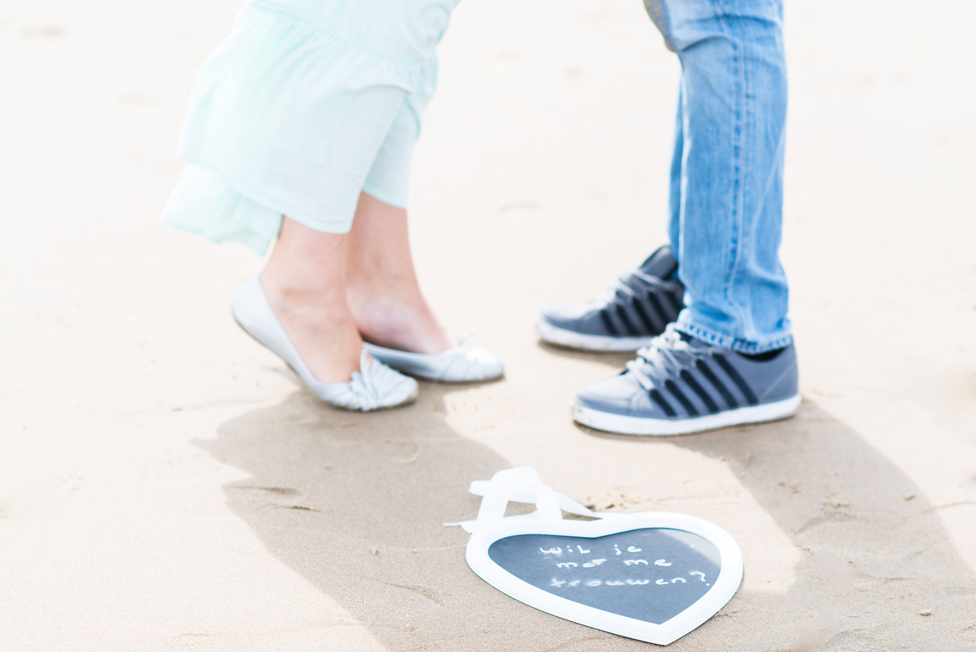 Loveshoot Fotoshoot Engagement Verlovingsshoot Strand Bloemendaal Zandvoort Parnassia