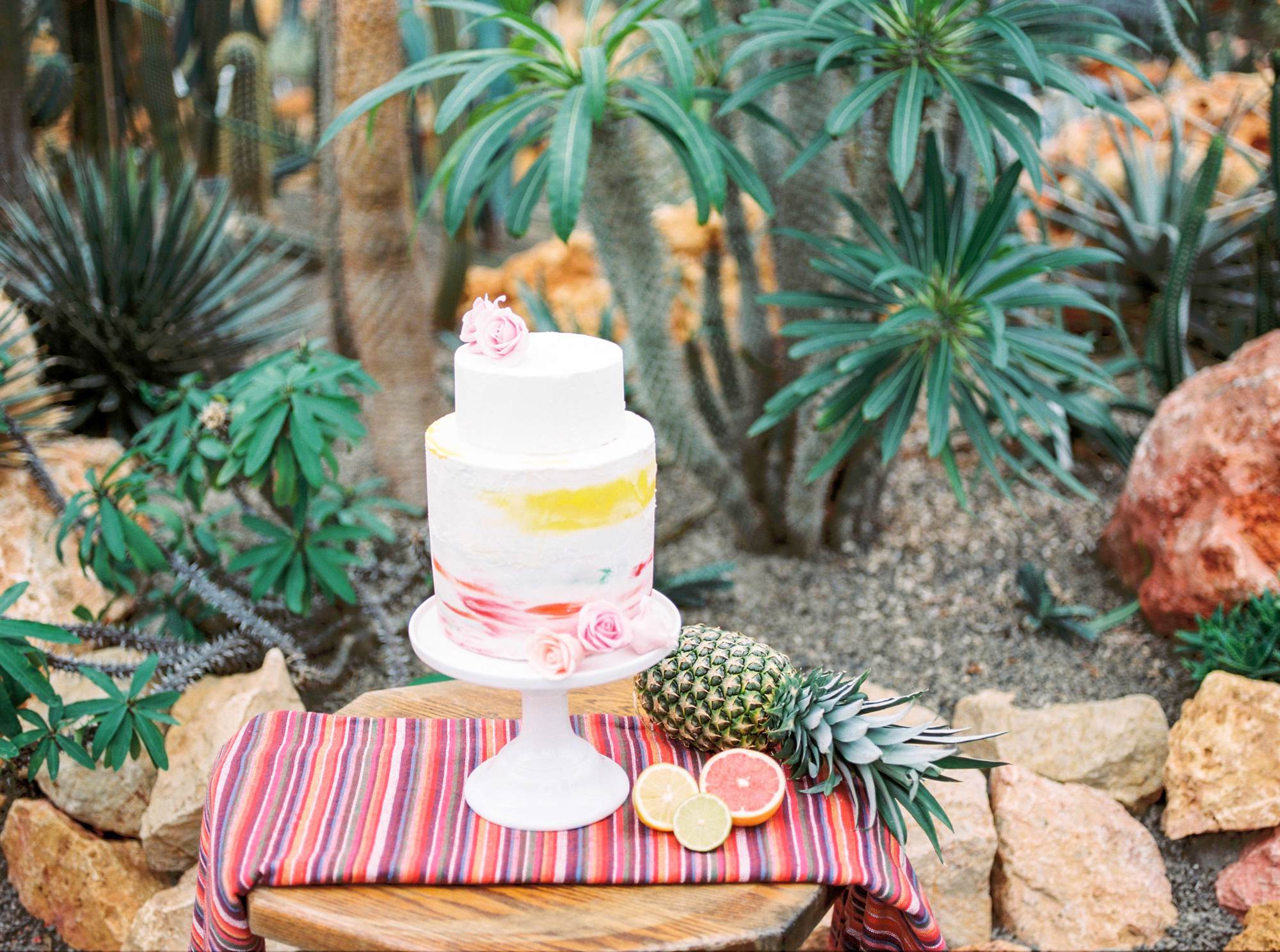 Fine art wedding photographer the Netherlands - Mexico - Wedding cake