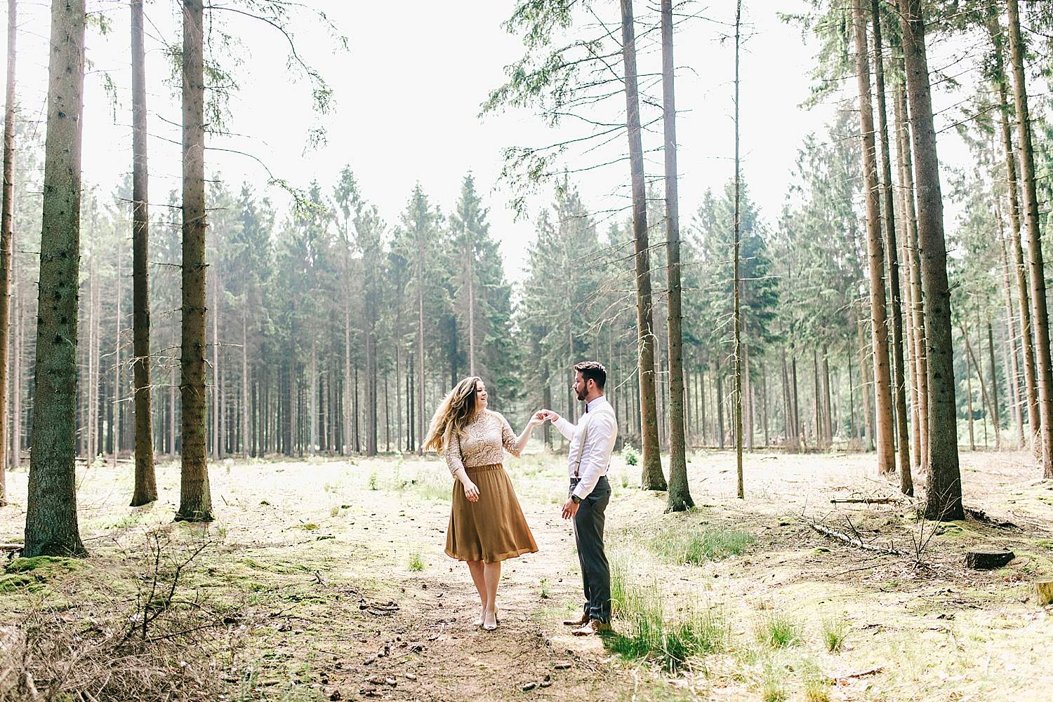 Fine art wedding photographer holland - Love shoot in the woods