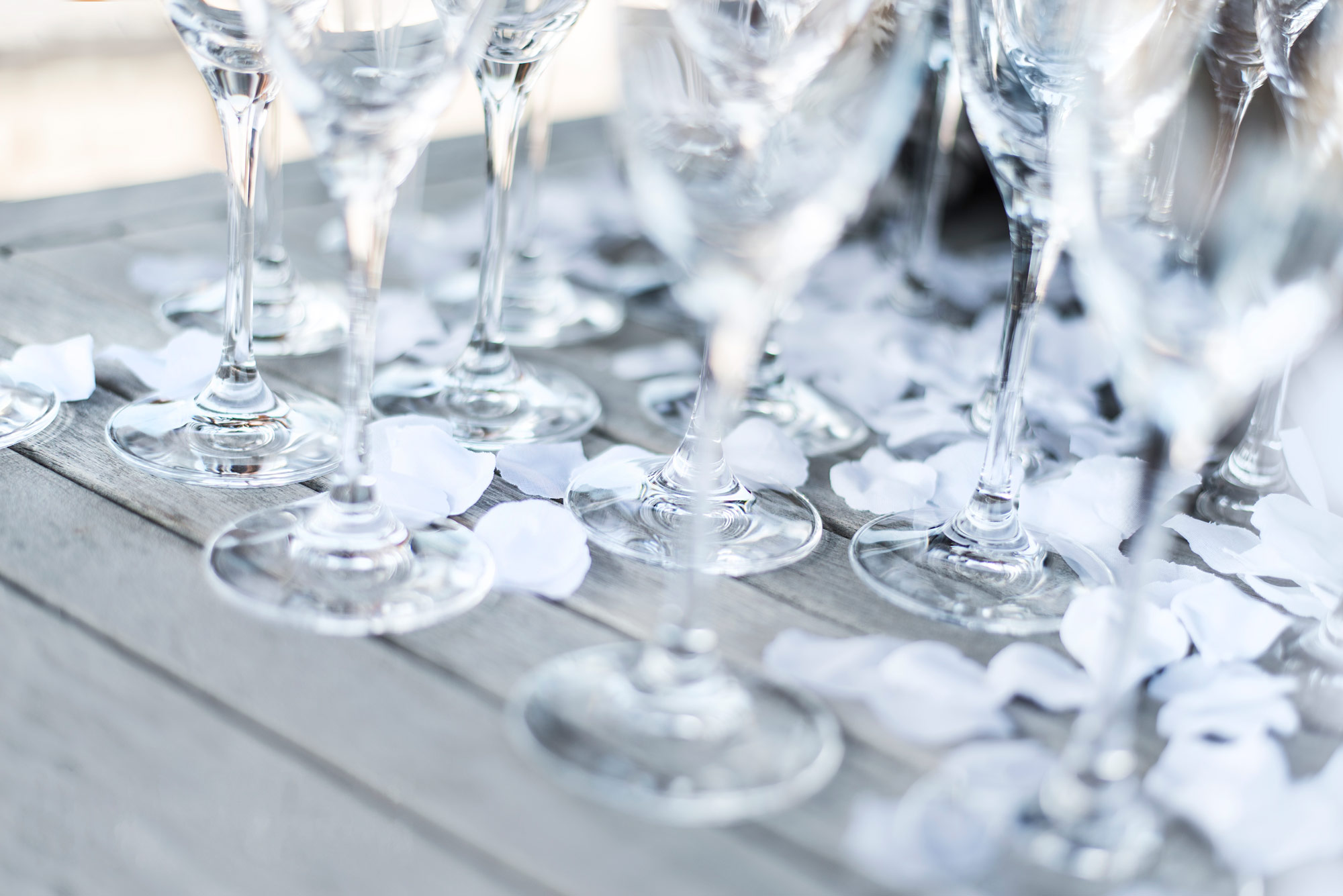 Bruidsfotografie - Anneke & Jerry IJmuiden strand detail